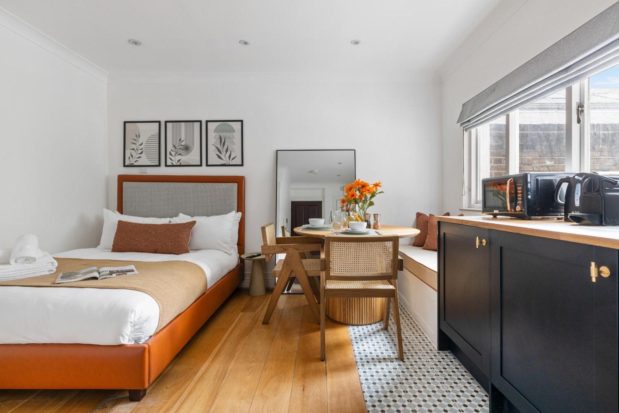 Luxurious Studio Retreat - La Reserve Knightsbridge 런던 외부 사진